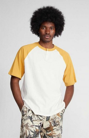 Pánské T-shirt PacSun Boxy Raglan Henley Bílé Zlaté | 72AUJLWVZ